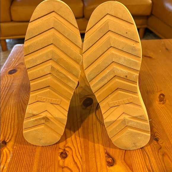 Sorel Tan Leather Lace-Up Boots - Picture 12 of 12